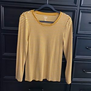 Gap favorite long-sleeve shirt